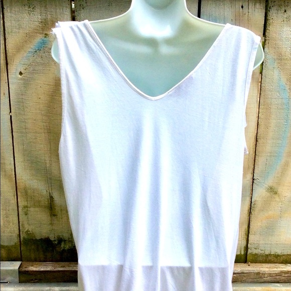 💓I.N.C.💓RUFFLE SLEEVELESS V-NECK TOP EUC 💗 - Picture 5 of 8